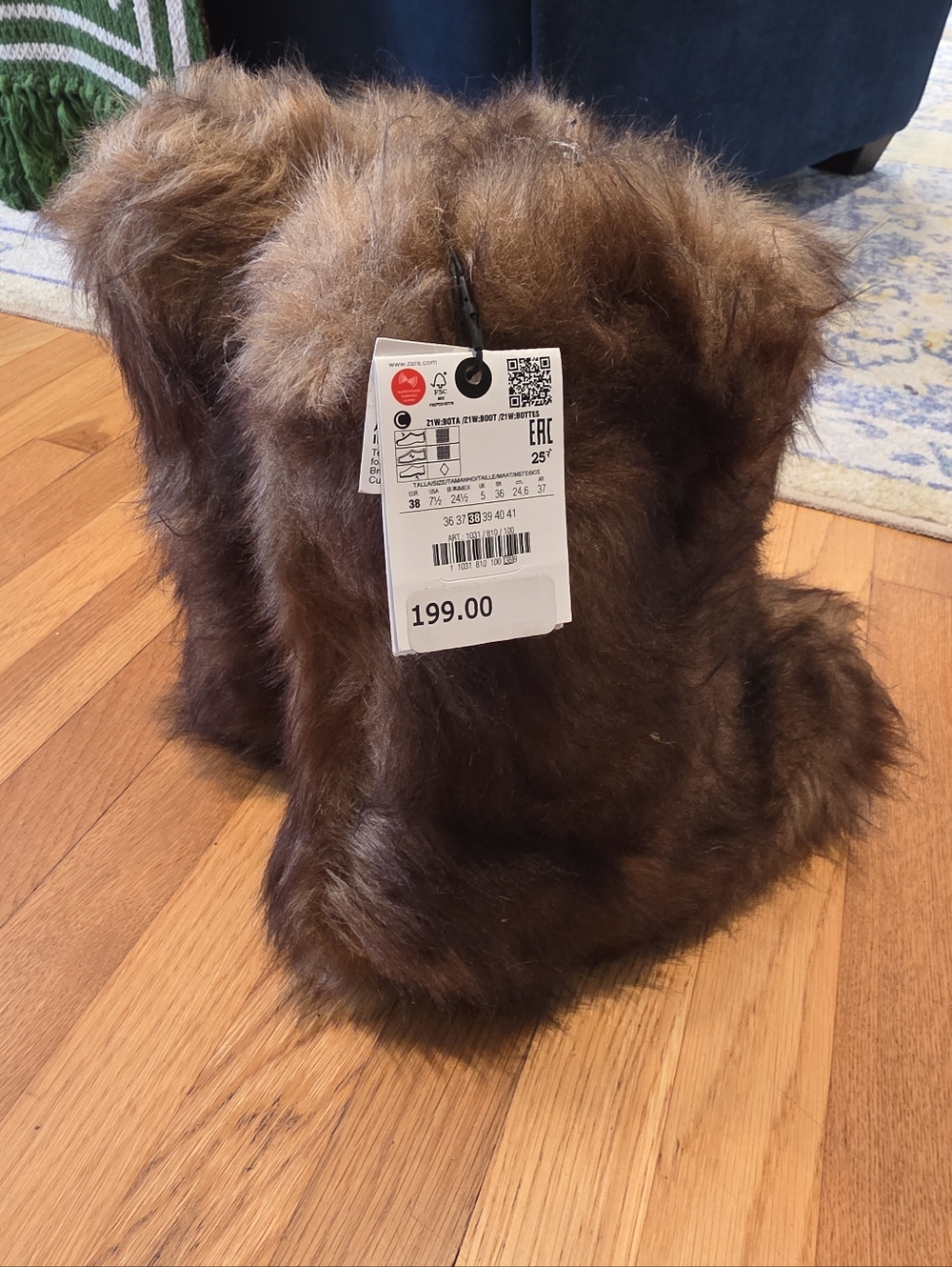 Zara Ski Collection Faux Fur Boots – NWT $199 Retail – Size 7.5